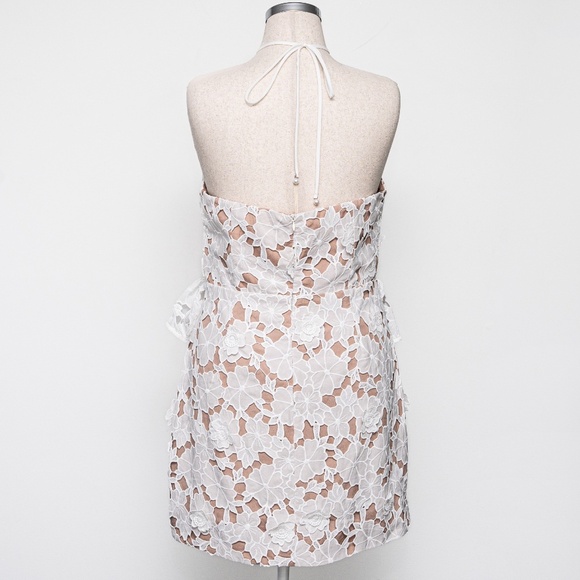 Elliatt Seafarer White Lace Halter Neck Mini Dress XL - Picture 3 of 15
